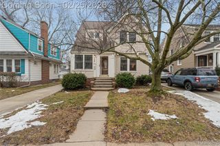 703 W Lewiston Avenue, Ferndale, MI 48220