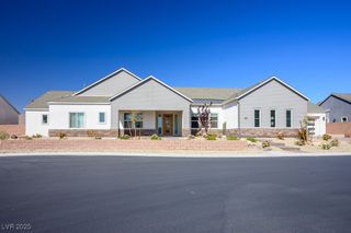 8863 Italian Trotter Court, Las Vegas, NV 89113