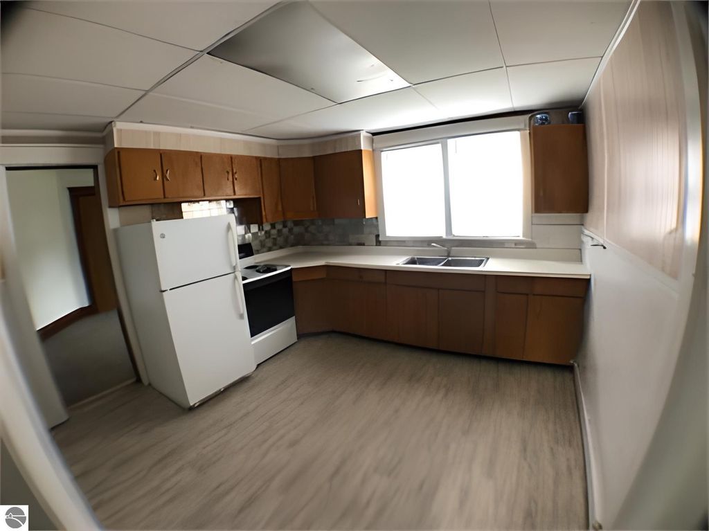 Image 10 of property listing at 501 S University, Mt Pleasant, MI 48858