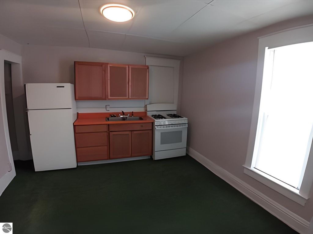 Image 31 of property listing at 501 S University, Mt Pleasant, MI 48858