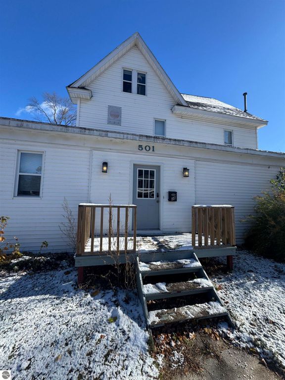 Image 6 of property listing at 501 S University, Mt Pleasant, MI 48858