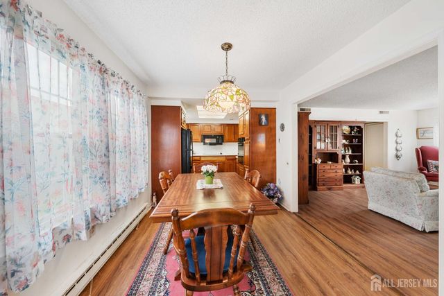 217 Mayflower Way B, Jamesburg, NJ 08831