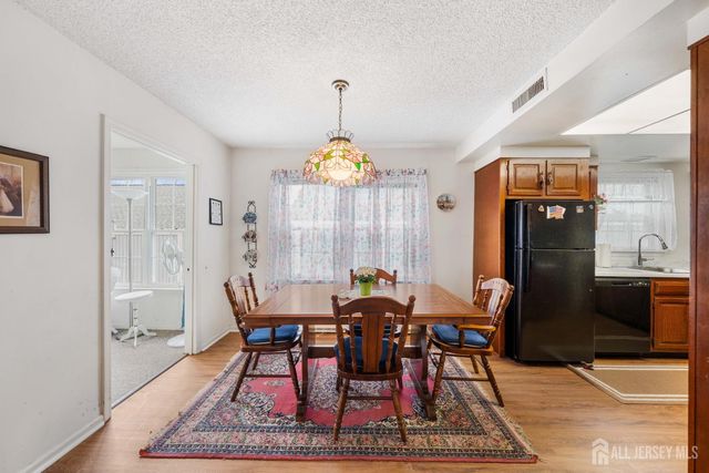 217 Mayflower Way B, Jamesburg, NJ 08831