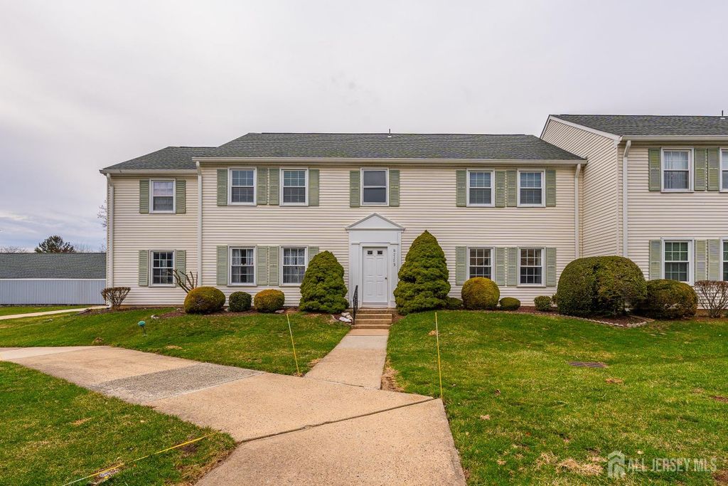 217 Mayflower Way B, Jamesburg, NJ 08831