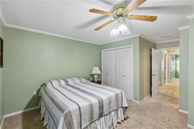 731 N Somerset Terrace, Olathe, KS 66062