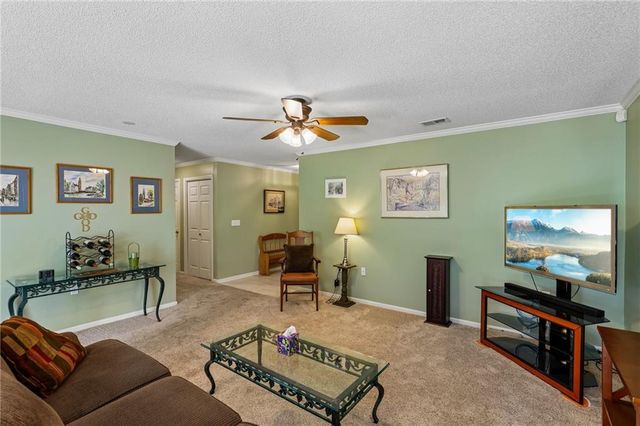 731 N Somerset Terrace, Olathe, KS 66062