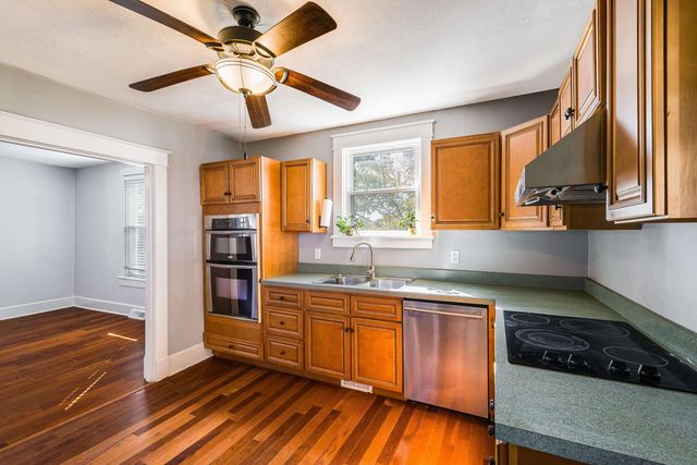 72 LIBERTY ST, Weyers Cave, VA 24486