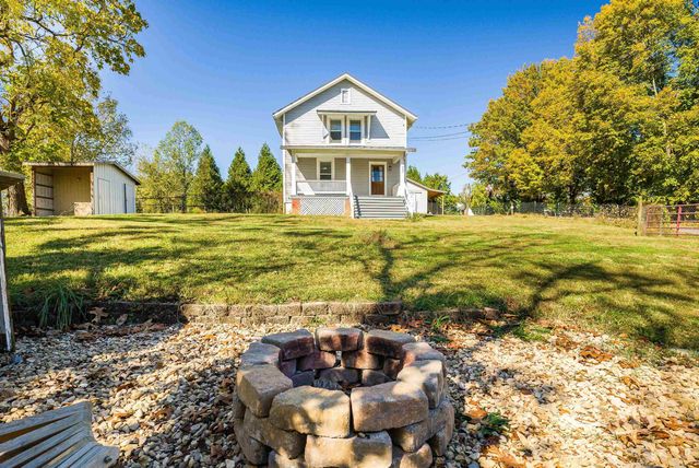 72 LIBERTY ST, Weyers Cave, VA 24486