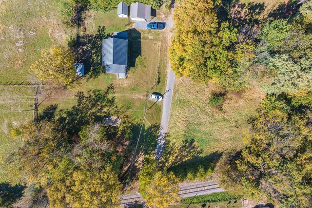 72 LIBERTY ST, Weyers Cave, VA 24486