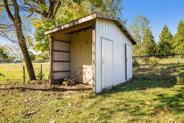 72 LIBERTY ST, Weyers Cave, VA 24486