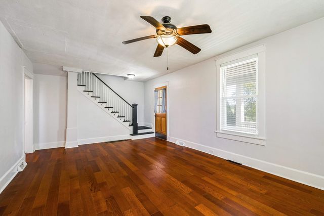 72 LIBERTY ST, Weyers Cave, VA 24486