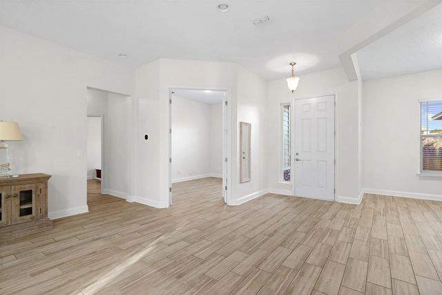 324 N Shadowwood Dr, St Augustine, FL 32086