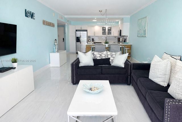 19370 Collins Ave 1121, Sunny Isles Beach, FL 33160