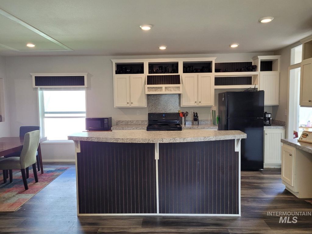 2332 S Naclerio Lane, Boise, ID 83705 photo 5