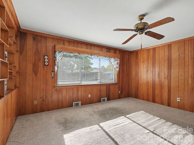 1006 S Main Street, Landis, NC 28088