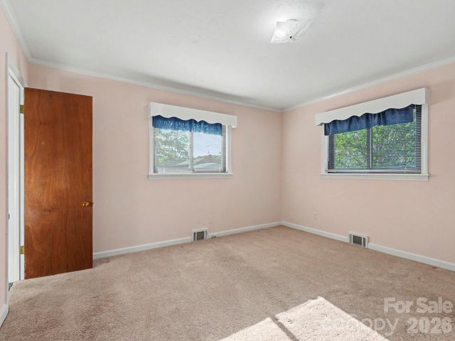 1006 S Main Street, Landis, NC 28088