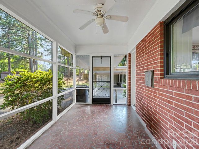 1006 S Main Street, Landis, NC 28088