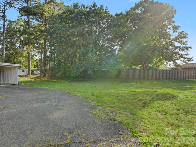 1006 S Main Street, Landis, NC 28088