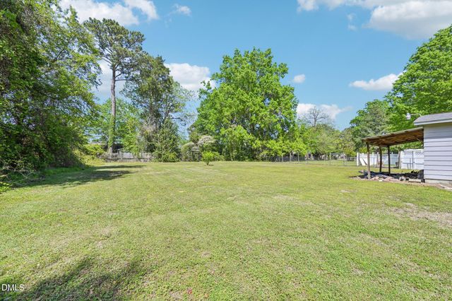 206 Old Post Road, Erwin, NC 28339