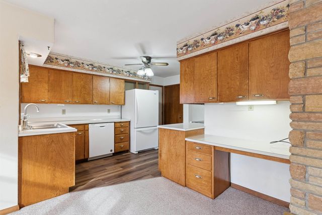 323 Barrick Road, Janesville, IA 50647