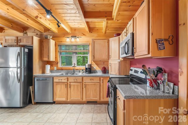 77 Dunn Trail, Nebo, NC 28761