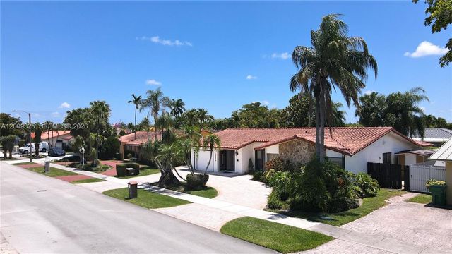 13300 SW 21st Street, Miami, FL 33175