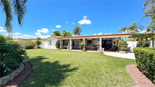13300 SW 21st Street, Miami, FL 33175