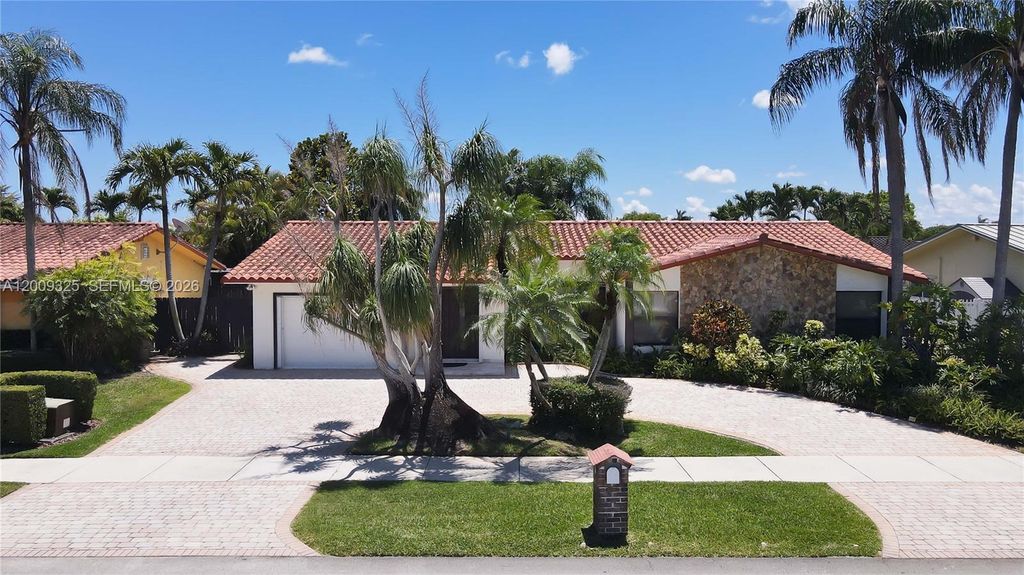 13300 SW 21st Street, Miami, FL 33175