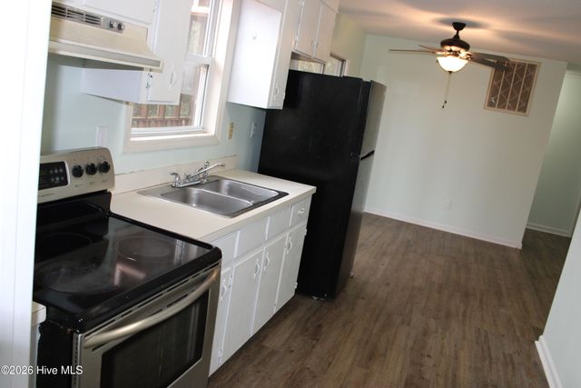 136 Highland Drive, West End, NC 27376