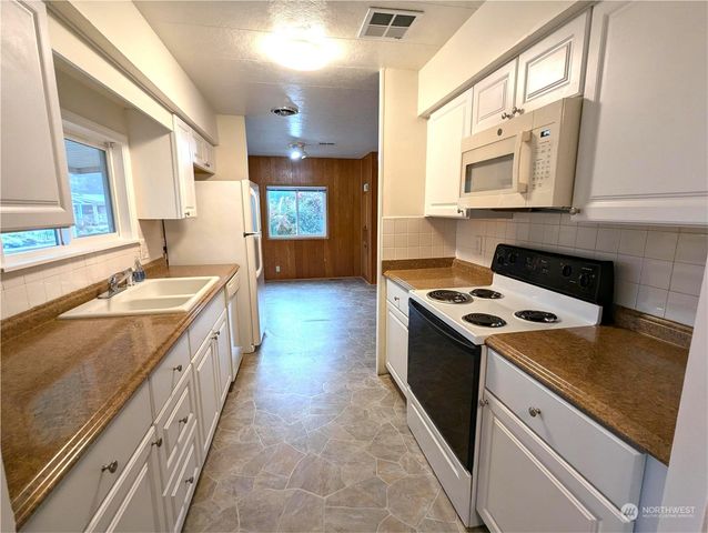 930 Trosper Road SW #70, Tumwater, WA 98512