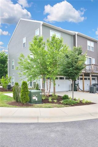 414 Bulkhead PL, Williamsburg, VA 23188