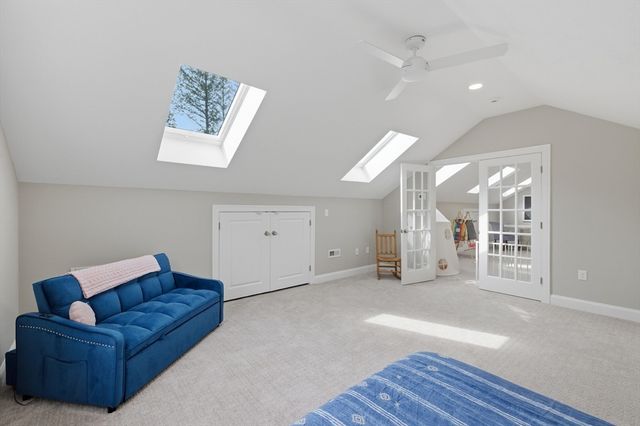 20 Larchmont Lane, Lexington, MA 02420