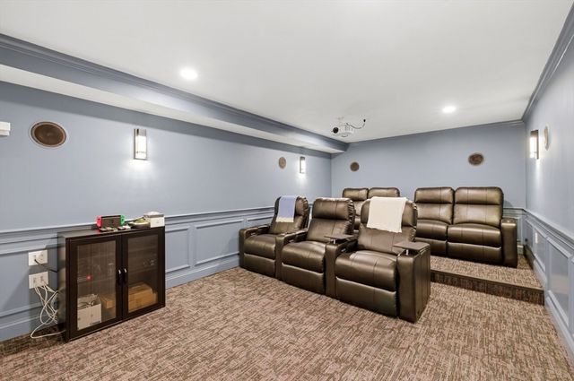 20 Larchmont Lane, Lexington, MA 02420