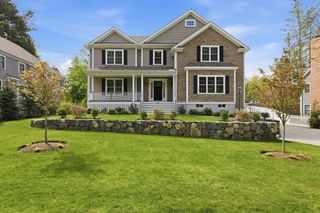 20 Larchmont Lane, Lexington, MA 02420