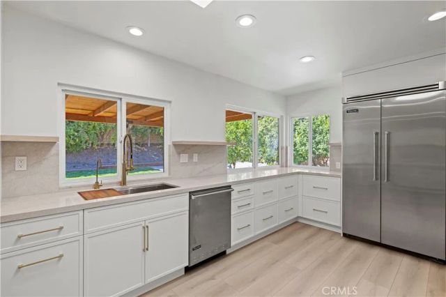 1543 Norwich Avenue, Thousand Oaks, CA 91360