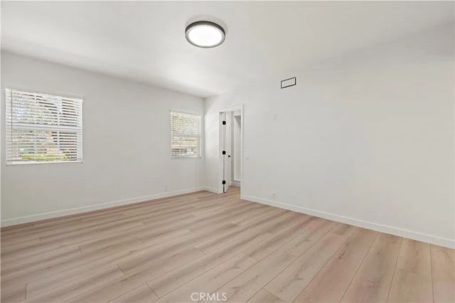 1543 Norwich Avenue, Thousand Oaks, CA 91360