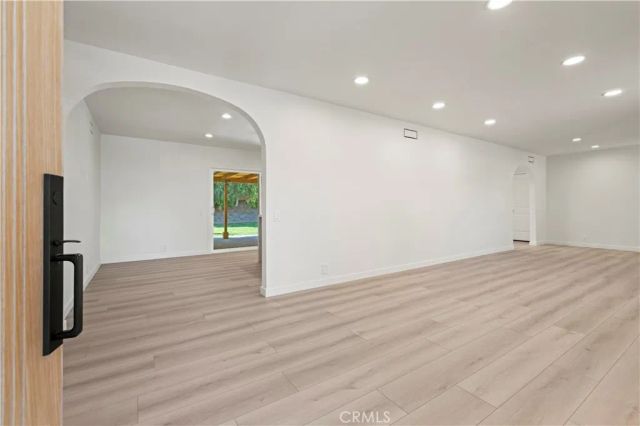 1543 Norwich Avenue, Thousand Oaks, CA 91360