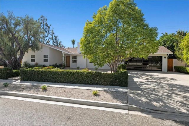 1543 Norwich Avenue, Thousand Oaks, CA 91360