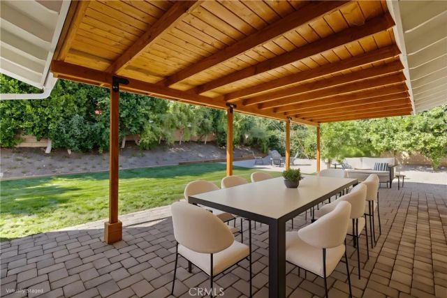 1543 Norwich Avenue, Thousand Oaks, CA 91360