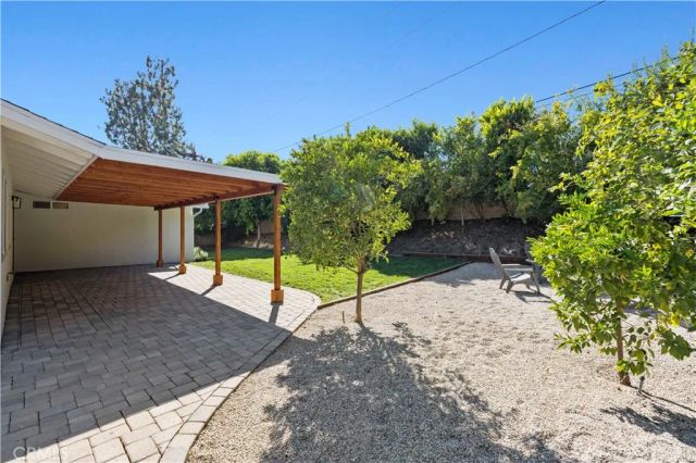 1543 Norwich Avenue, Thousand Oaks, CA 91360