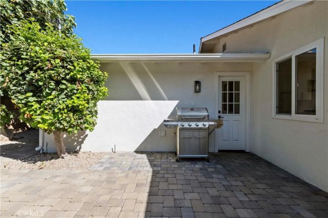 1543 Norwich Avenue, Thousand Oaks, CA 91360