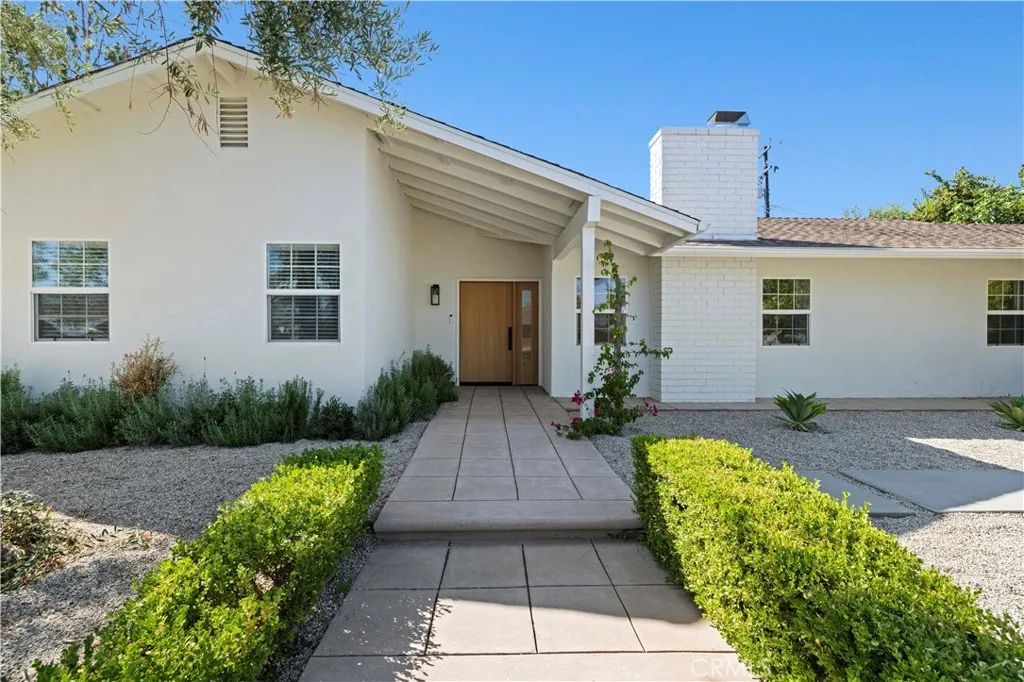 1543 Norwich Avenue, Thousand Oaks, CA 91360