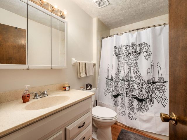 5384 Ponderosa Drive, Columbus, OH 43231