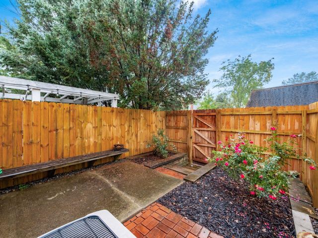 5384 Ponderosa Drive, Columbus, OH 43231