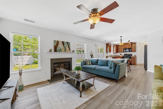 1472 Haverford Road NW, Concord, NC 28027