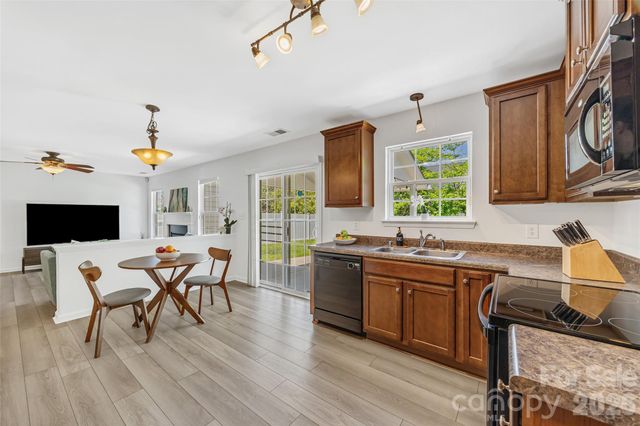 1472 Haverford Road NW, Concord, NC 28027