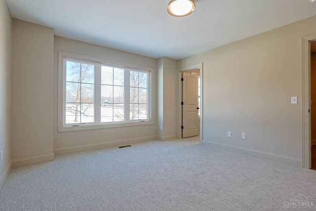 7401 Cornell Road, Montgomery, OH 45242