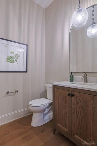 7401 Cornell Road, Montgomery, OH 45242