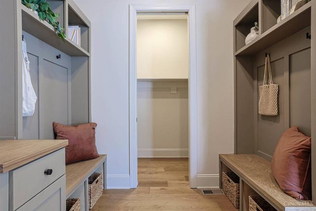 7401 Cornell Road, Montgomery, OH 45242