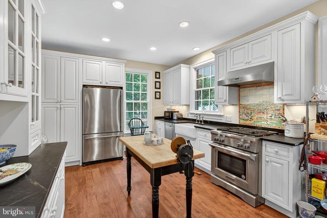 11136 ORLEAN VISTA DR, Marshall, VA 20115